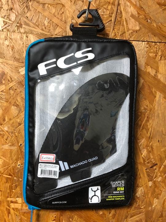 サーフィン　fcs2    RM マチャド　クァッド  カラー　ブラック