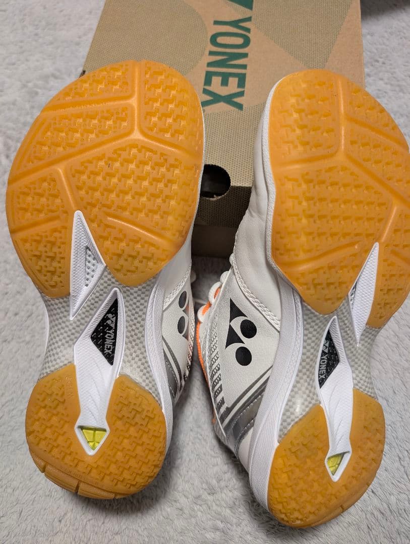ヨネックスバドミントンシューズ 23.0 パワークッション65Zワイド
